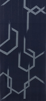 亀甲絣［キッコウカスリ］・濃紺地グレイ亀甲絣